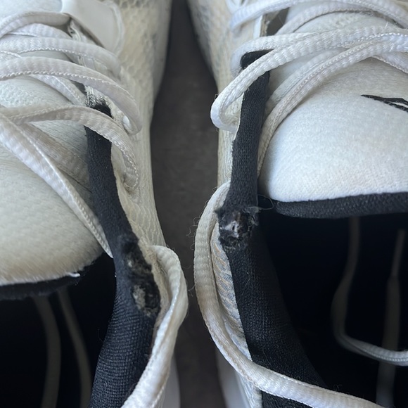 NIKE Giannis Freak 1 basketball shoe - Oreo - white/black - swish - Picture 3 of 10